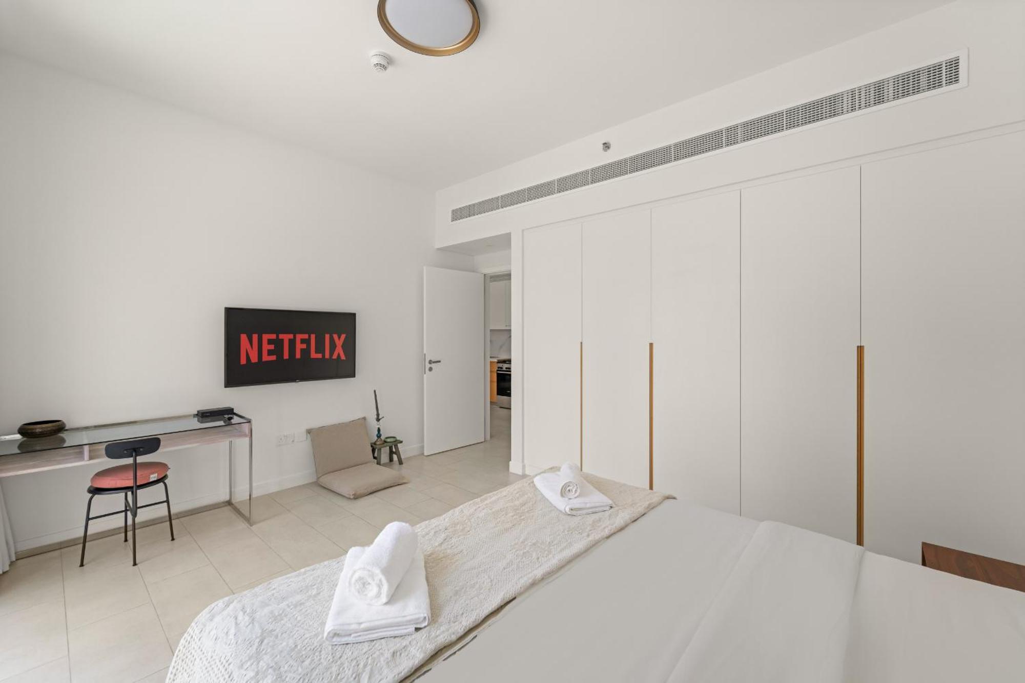 Apartment Vayk - Elegant 1br With Access *