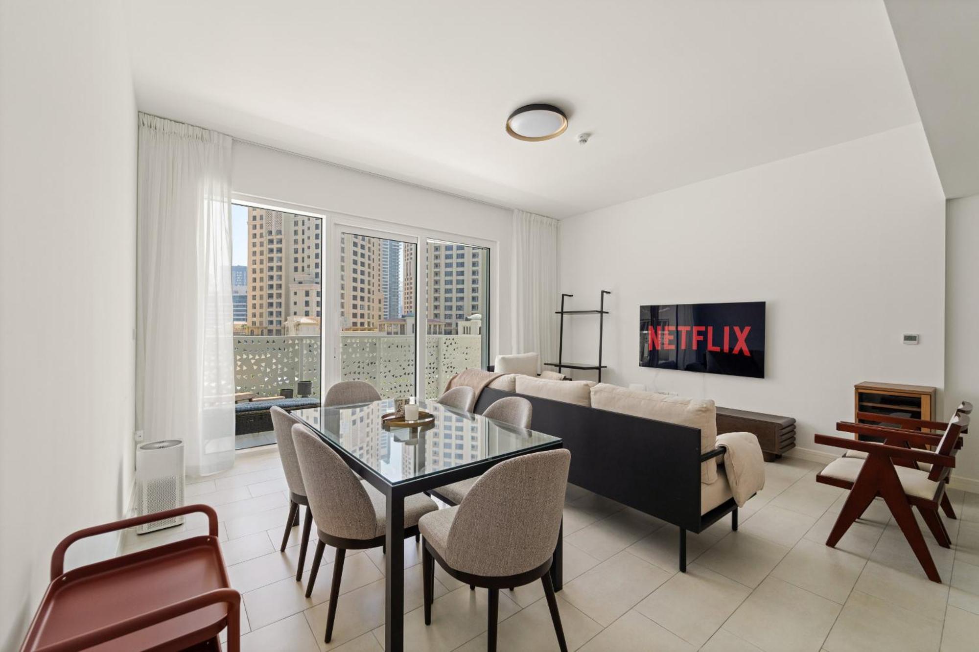 Vayk - Elegant 1br With Access Apartment *
