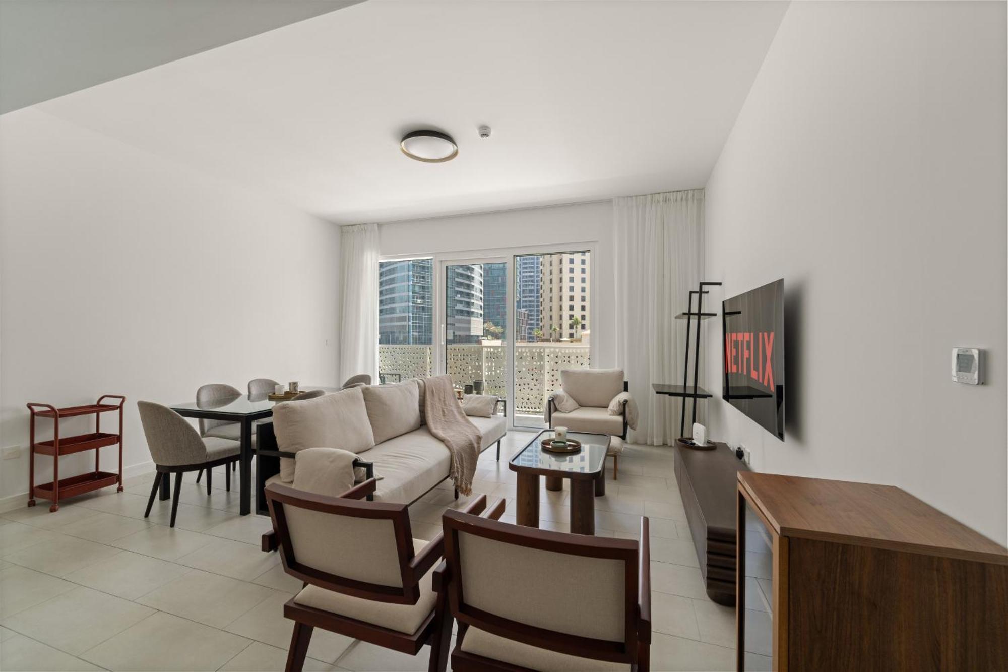 Apartment Vayk - Elegant 1br With Access *
